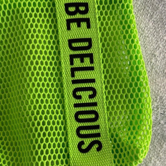 DKNY Neon Green Mesh Pouch makeup nwt - Picture 2 of 2